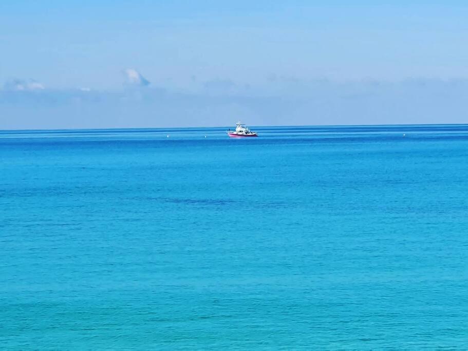 Luxury Ocean Front Seadreams 2 With 7 Mile Beach Views West Bay Exterior foto